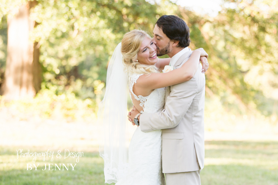 Greenville-SC-Outdoor-Wedding-Photographer-11